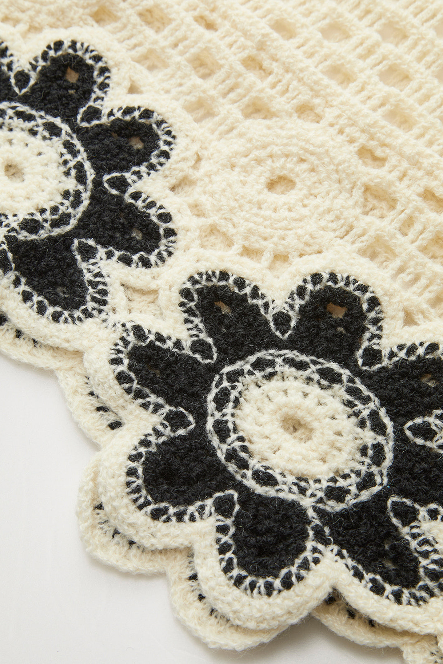 Salome Flower Crochet Sleeveless Top & Pants Set