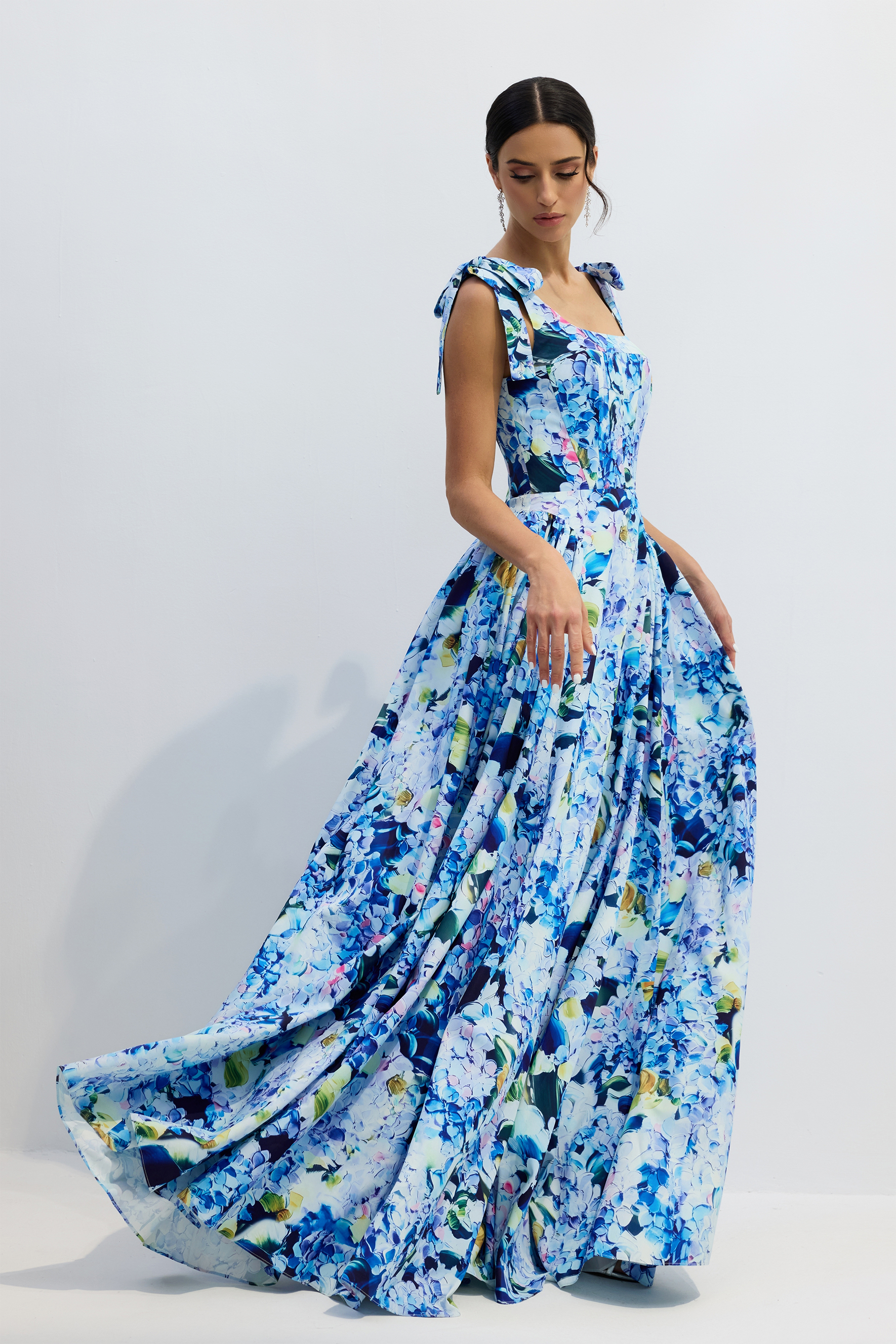 Kacey Hydrangea Printed Strap Maxi Dress